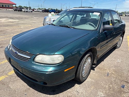 2001 CHEVROLET MALIBU - Thumbnail 1