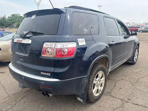 2008 GMC ACADIA - Thumbnail 3