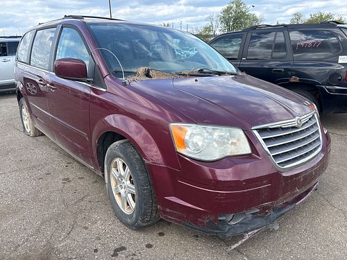 2008 CHRYSLER TOWN COUNTRY - Thumbnail 2