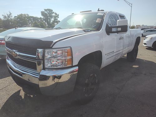 2007 CHEVROLET SILVERADO 2500 - NEW STYLE - Thumbnail 1