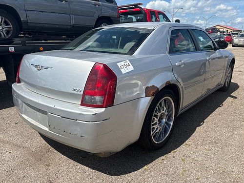 2006 CHRYSLER 300 - Thumbnail 3