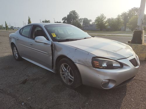 2006 PONTIAC GRAND PRIX - Thumbnail 3