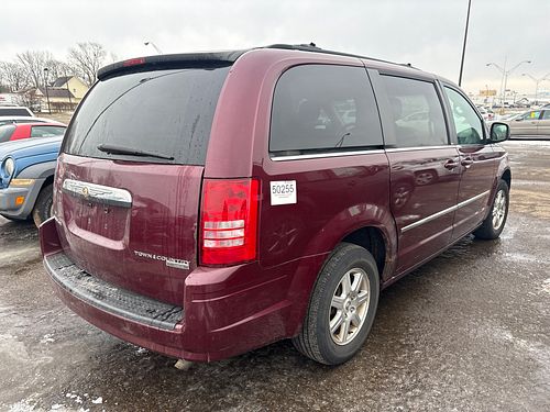 2009 CHRYSLER TOWN COUNTRY - Thumbnail 3