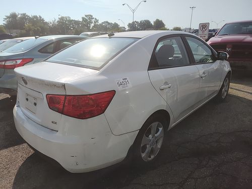 2010 KIA FORTE - Thumbnail 3