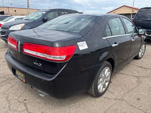 2012 LINCOLN MKZ - Thumbnail 3