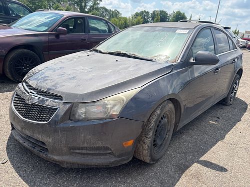 2011 CHEVROLET CRUZE - Thumbnail 1