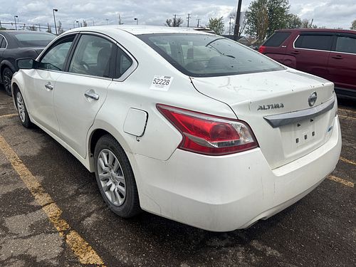 2013 NISSAN ALTIMA - Thumbnail 4