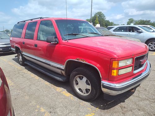 1996 GMC SUBURBAN 1500 - Thumbnail 2