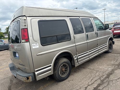 2002 CHEVROLET EXPRESS 1500 - Thumbnail 3