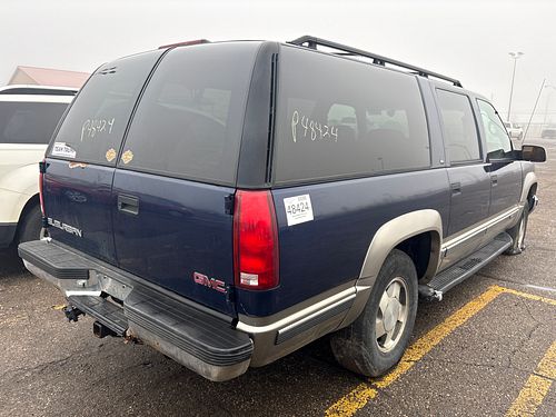 1998 GMC SUBURBAN 1500 - Thumbnail 3