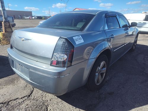 2006 CHRYSLER 300 - Thumbnail 3
