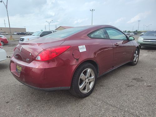 2008 PONTIAC G6 - Thumbnail 3