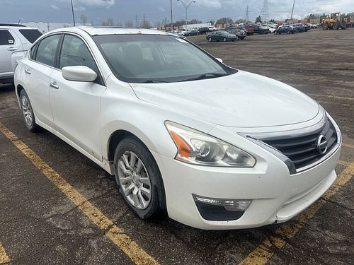 2013 NISSAN ALTIMA - Thumbnail 2
