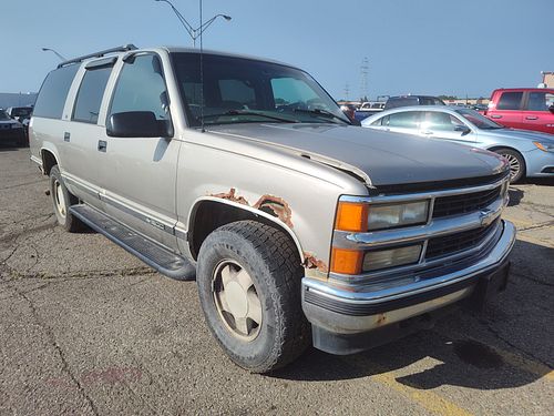 1999 CHEVROLET SUBURBAN 1500 - Thumbnail 2