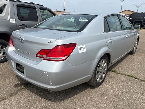 2007 TOYOTA AVALON - Thumbnail 3