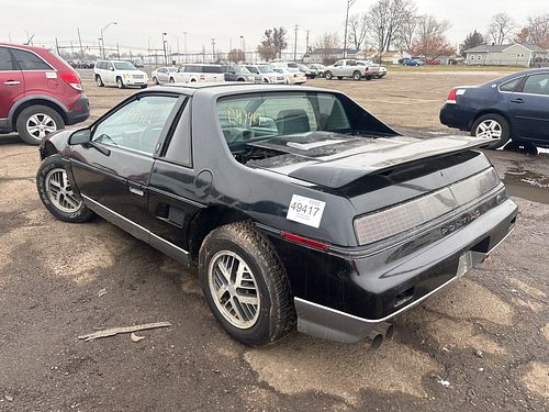 1985 PONTIAC FIERO - Thumbnail 4