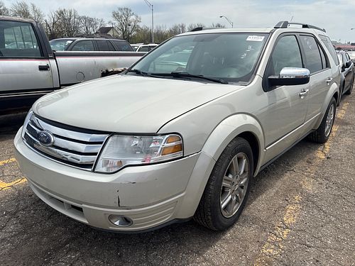 2008 FORD TAURUS X - Thumbnail 1