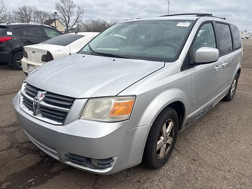 2008 DODGE CARAVAN - Thumbnail 1