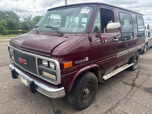 1993 GMC G2500 - Thumbnail 1