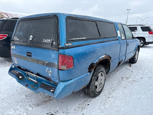 1995 CHEVROLET S10 PICKUP - Thumbnail 3