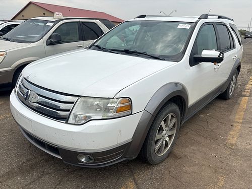 2008 FORD TAURUS X - Thumbnail 1