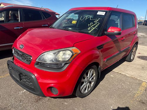 2013 KIA SOUL - Thumbnail 1
