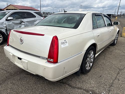 2008 CADILLAC DTS - Thumbnail 3