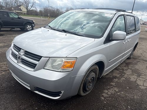 2009 DODGE CARAVAN - Thumbnail 1