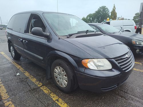 2006 CHRYSLER TOWN COUNTRY - Thumbnail 2