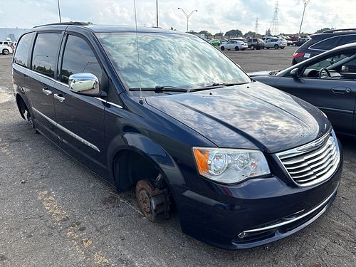 2015 CHRYSLER TOWN COUNTRY - Thumbnail 2