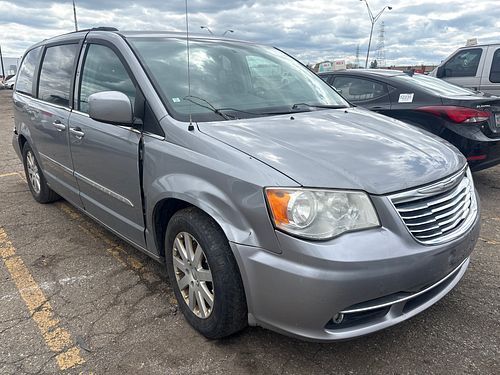 2014 CHRYSLER TOWN COUNTRY - Thumbnail 2