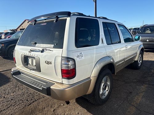 2000 INFINITI QX4 - Thumbnail 3