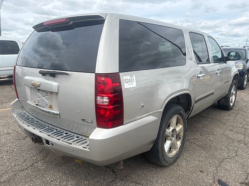 2008 CHEVROLET SUBURBAN 1500 - Thumbnail 3
