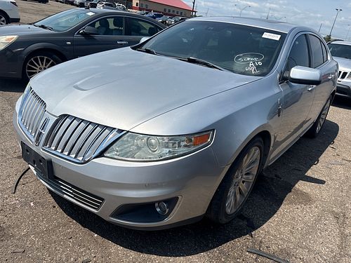 2010 LINCOLN MKS - Thumbnail 1