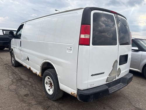 2008 CHEVROLET EXPRESS 2500 - Thumbnail 4