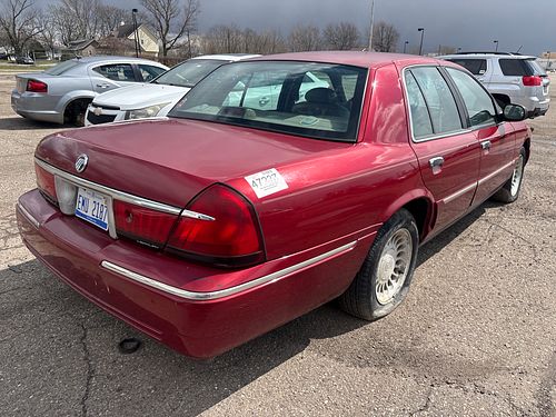 2000 MERCURY GRAND MARQUIS - Thumbnail 3