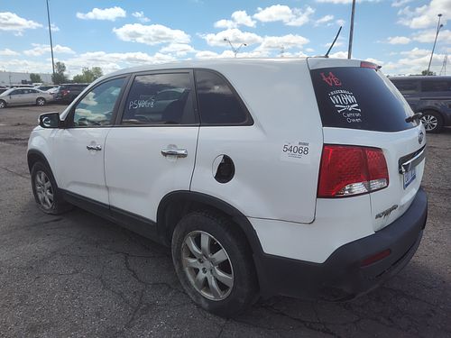 2011 KIA SORENTO - Thumbnail 2