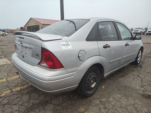 2003 FORD FOCUS - Thumbnail 3
