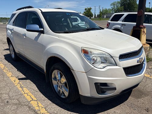 2015 CHEVROLET EQUINOX - Thumbnail 2