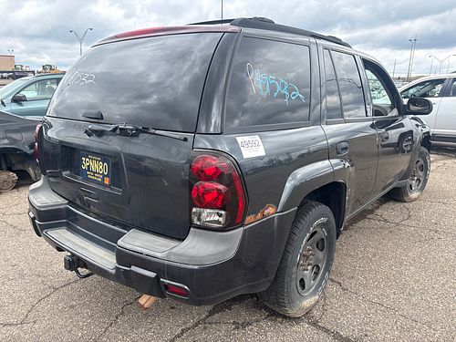 2004 CHEVROLET TRAILBLAZER - Thumbnail 3