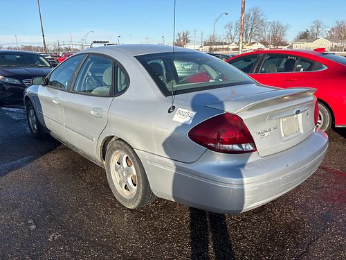 2005 FORD TAURUS - Thumbnail 4