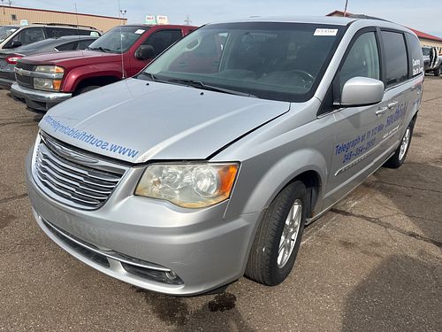 2011 CHRYSLER TOWN COUNTRY - Thumbnail 1