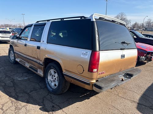 1998 GMC SUBURBAN 1500 - Thumbnail 4