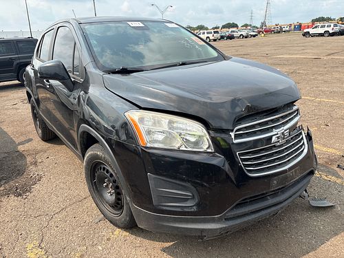 2015 CHEVROLET TRAX - Thumbnail 2