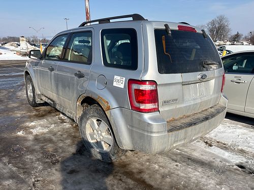 2010 FORD ESCAPE - Thumbnail 4