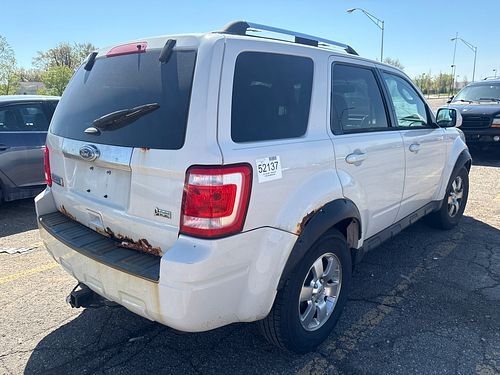 2011 FORD ESCAPE - Thumbnail 3