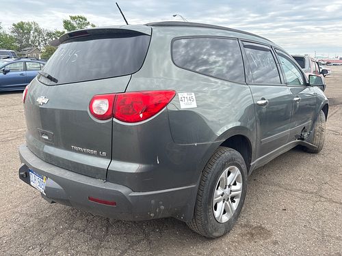 2011 CHEVROLET TRAVERSE - Thumbnail 3