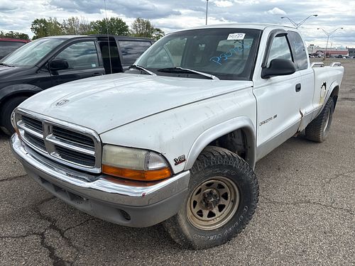 2001 DODGE DAKOTA - Thumbnail 1
