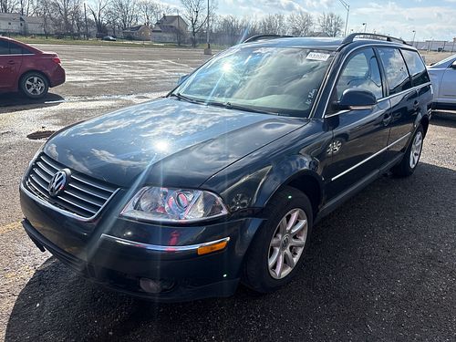 2004 VOLKSWAGEN PASSAT - Thumbnail 1