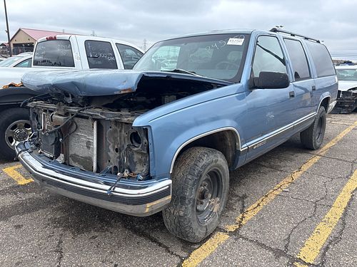 1996 CHEVROLET SUBURBAN 2500 - Thumbnail 1